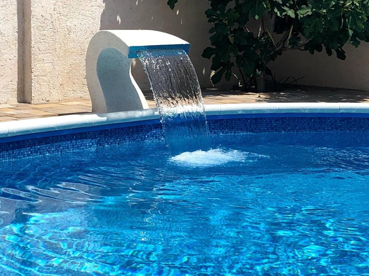 Apartman Matej With Pool Povljana Dış mekan fotoğraf